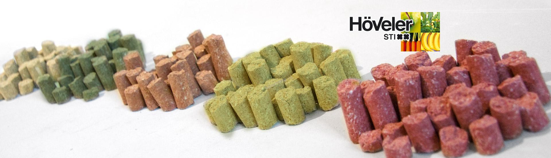 Höveler Pamlsky pro koně - Stixx 1 kg